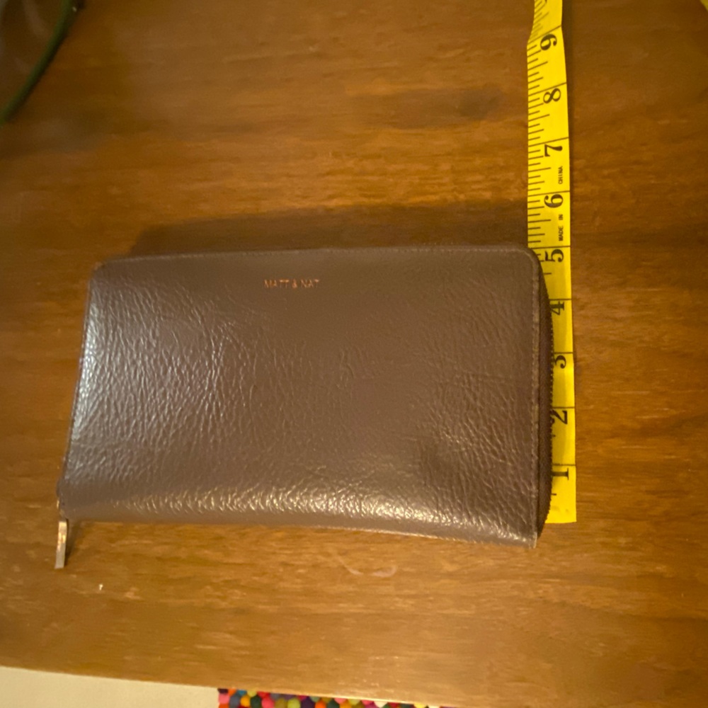 Brown zipper closure wallet - vegan leather